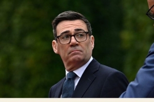 太阳报:英国首相伯纳姆曾6次会面曼城高层,此前称仅1次重要会面