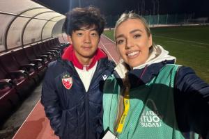 青年欧冠首秀首球！17岁万项赛后英文采访：非常高兴第一场能进球